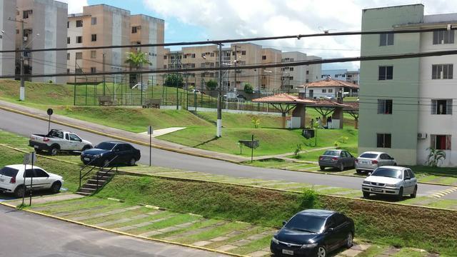 TORQUATO TAPAJÓS - COND. ALPINIA - 02 Quartos (Apto. Térreo) com Armários e Climatizado