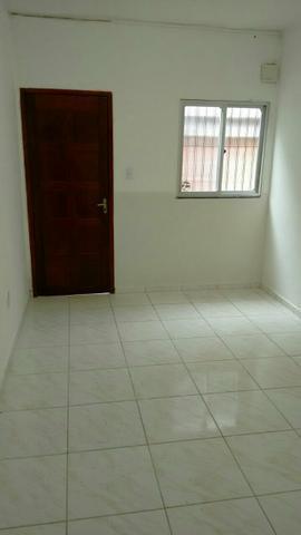 Vendo uma casa na comunidade do Renascer, em Jpa, aceito carro avaliado no mesmo valor