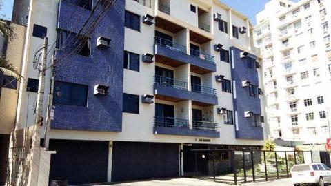 Amplo apartamento no centro de Campos, rua Gilberto Siqueira, 99