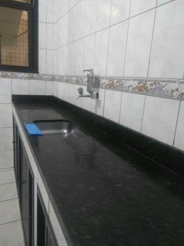 Alugo lindo e amplo ap. no centrão de