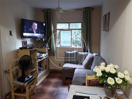 Apartamento Padrão