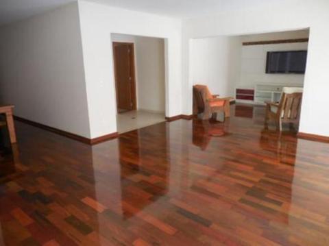 Apartamento Padrão