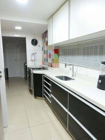 Apartamento com 3 suítes _todo com móveis projetados _Frente Mar _#m2+valorizado da Ilha