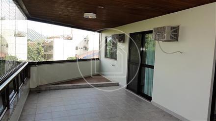 Apartamento Padrão