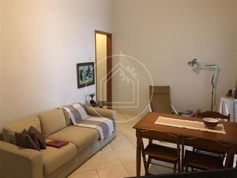 Apartamento Padrão