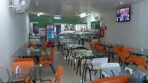 Vende-se restaurante no centro de