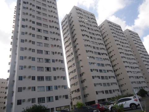 Apartamento 3 quartos em Paulista nascente andar alto ventilado