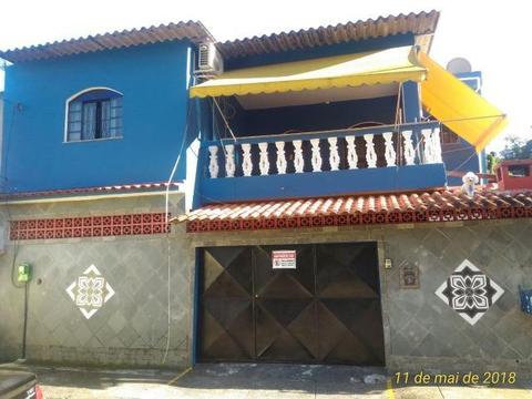 Excelente Casa Duplex, 2 quartos, entrada pela Estrada do Cabuçu (Vila Jardim)