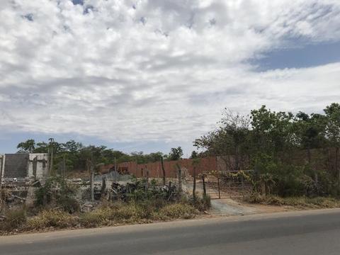 Lote na Estrada da Produção (Antiga Fábrica de Blocos)