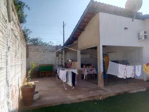 Casa Condomínio Professor Arassuay de Castro Neves - AV Guaicurus