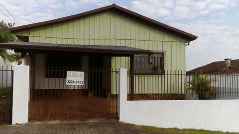 Alugo Casa Madeira no centro