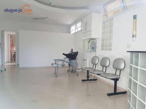 Piso inferior- Ponto Comercial. Piso Superior 3 Dormitórios Planejados 284 m². Piso infe