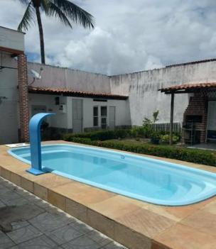 Casa com piscina para o carnaval