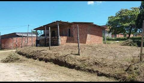 Vende-se uma casa 20.000