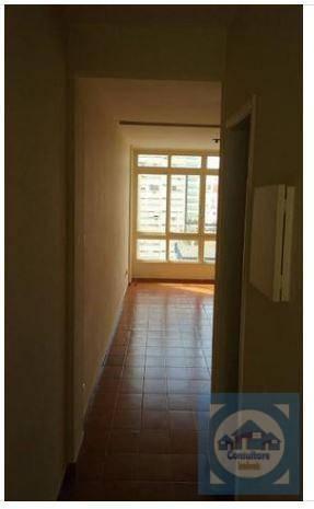 Kitnet com 1 dormitório para alugar, 40 m² por /mês - Ponta da Praia - /SP