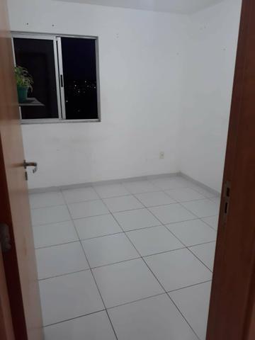 Vende-se apt na torre