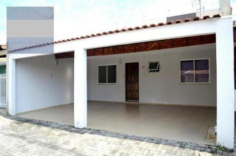 Casa, 3 quartos c/ suite ótima localização R$ 215 mil (Oportunidade)