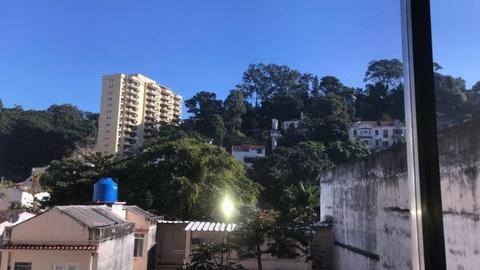 Ap 2 quartos em Botafogo próximo à Santa Ùrsula e FGV - mobiliado